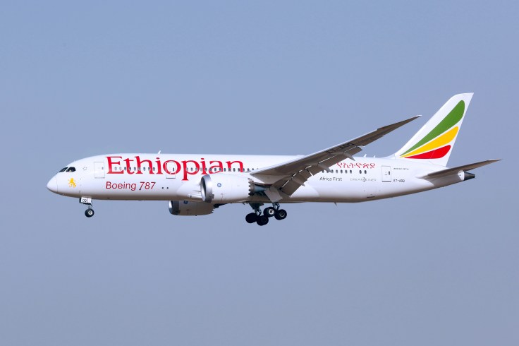 ET-AOQ_-_Ethiopian_Airlines_-_Boeing_787-8_Dreamliner_-_PEK_(18123480165).jpg